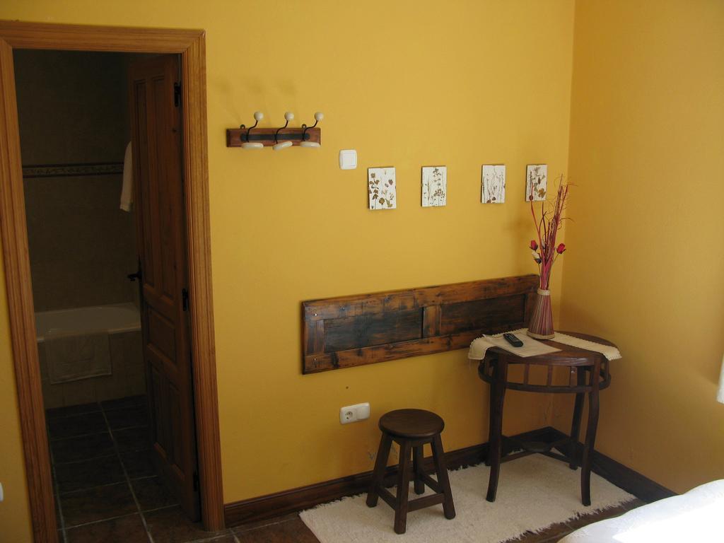 El Condado Casa Rural Fuentes de Onoro Habitación foto